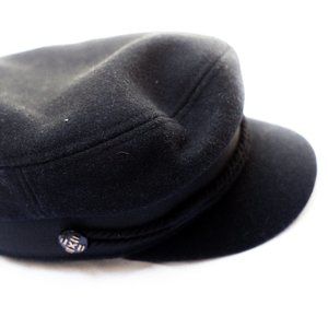Black, felt bakerboy hat